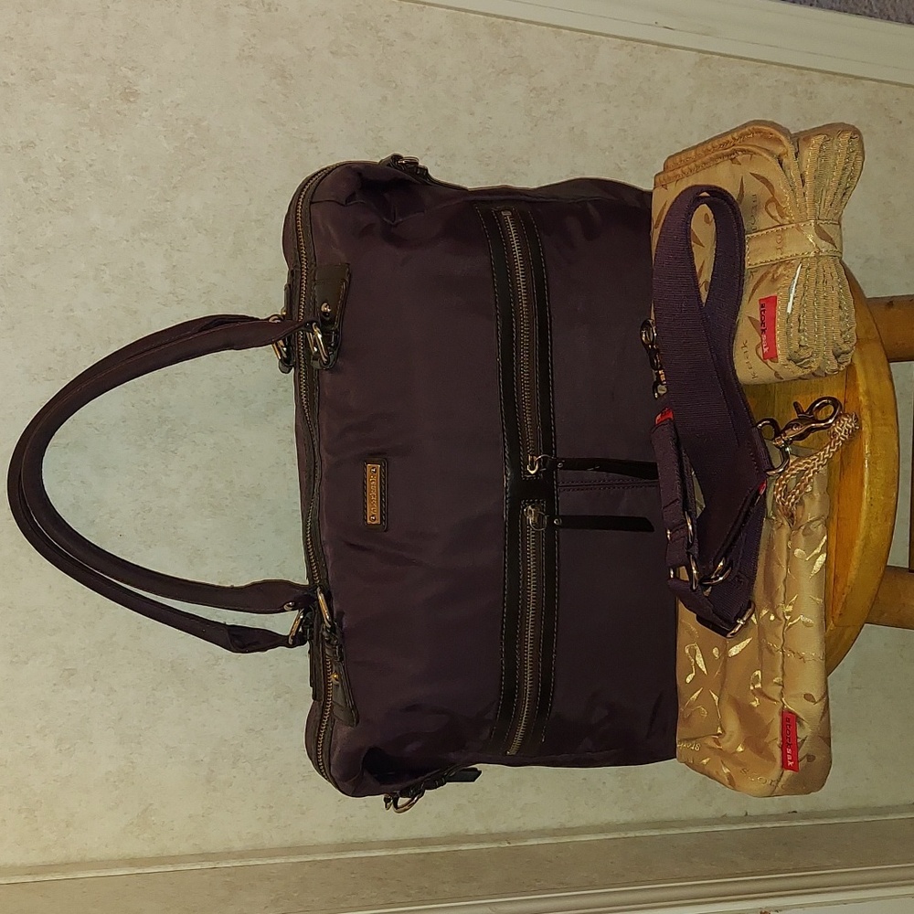 Storksak Changing Diaper Crossbody Bag